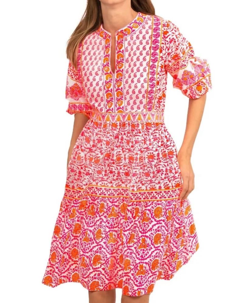 Front of a model wearing a size XL Cotton Border Dress in East India in East India by GRETCHEN SCOTT. | dia_product_style_image_id:335361
